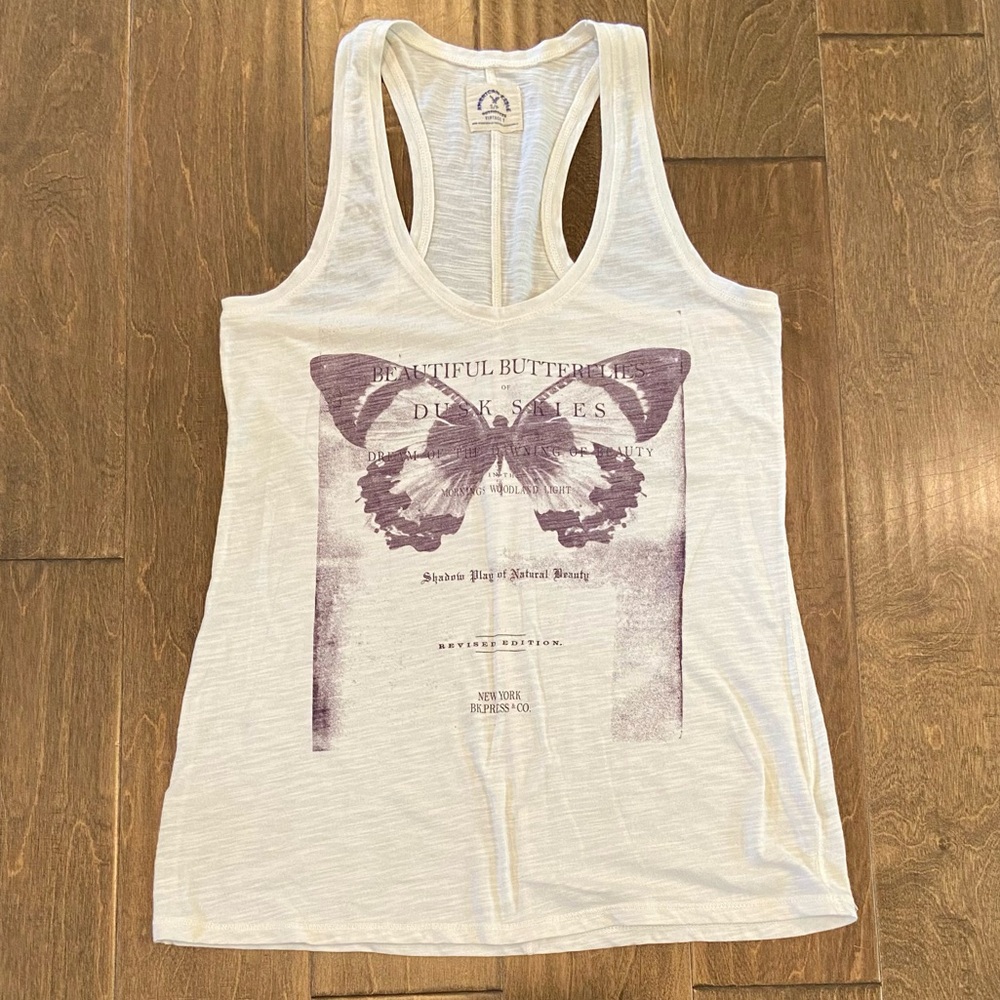 American Eagle top